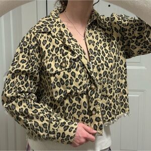 EE Some Leopard Print Cropped Raw Edge Denim Jacket M